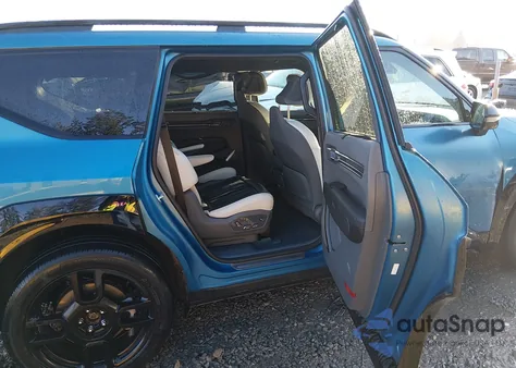 2024 Kia Ev9 Gt-Line from USA, damaged, VIN KNDAEFS57R6019785